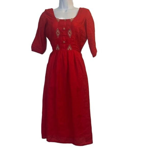 Unbranded Dresses & Skirts - Red Bohemian Homemaker Midi Dress, Size Medium